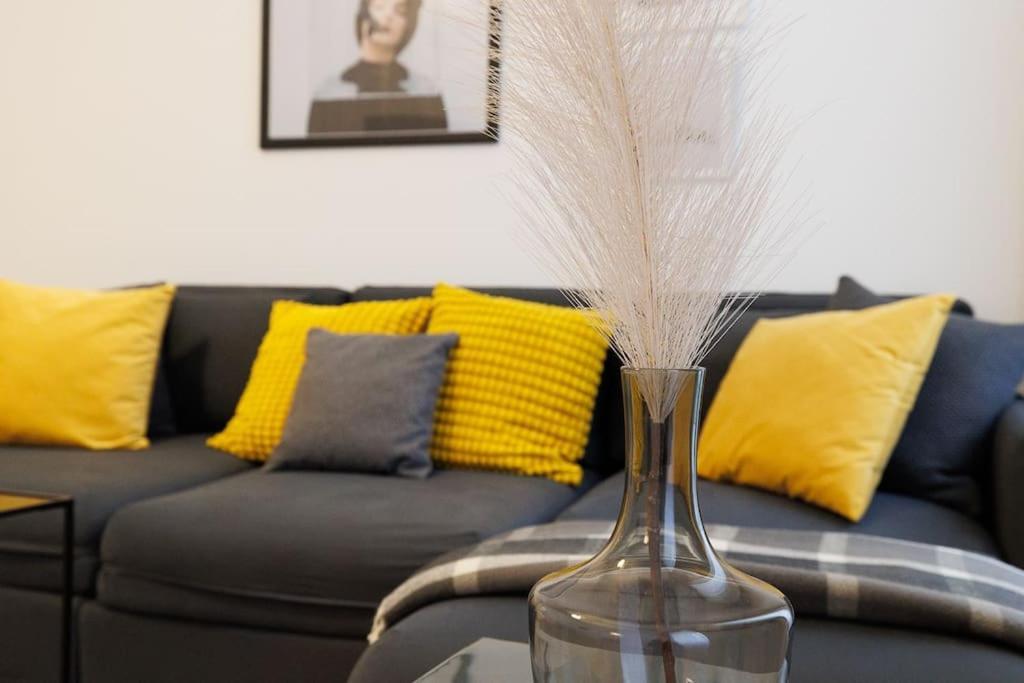 Franz 21 - Typical Viennese Apartment In The Heart Of Viena Exterior foto